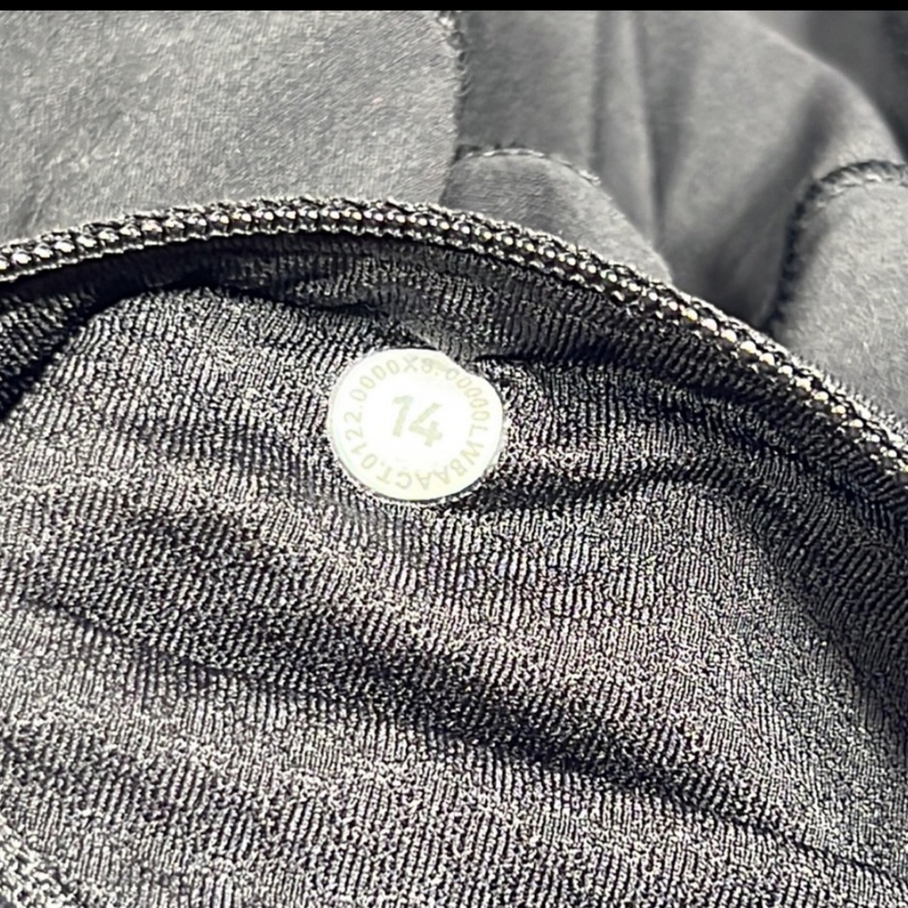 NWOT Lululemon Pace Rival Skirt II (Tall) Black Sz 14 - Picture 5 of 5